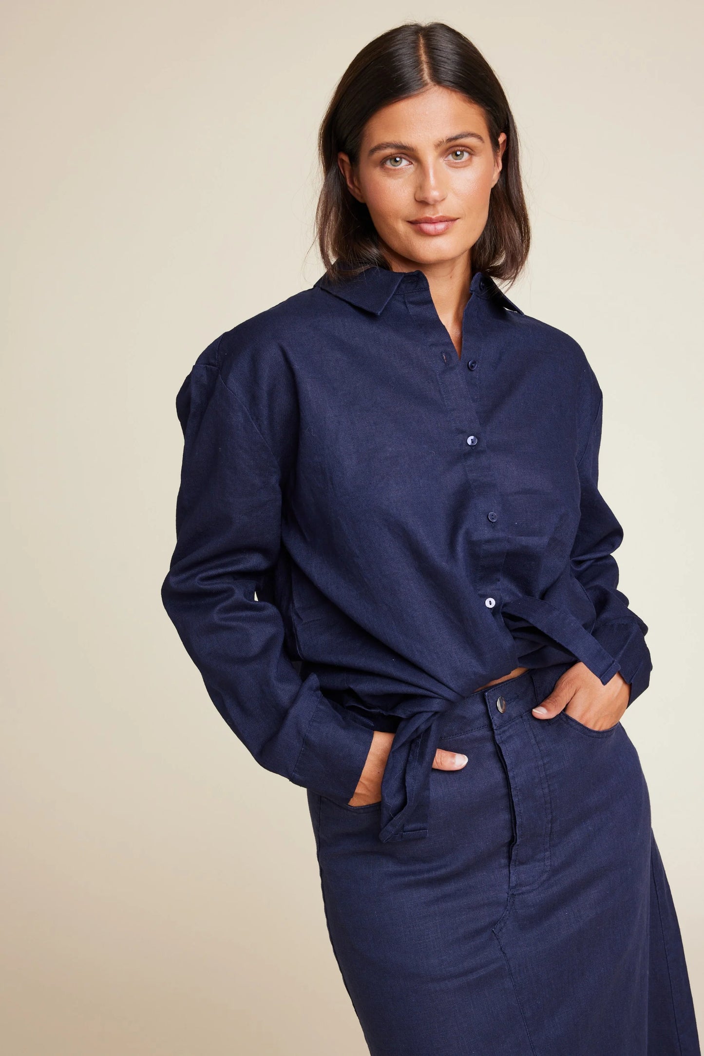 Basic linen shirt