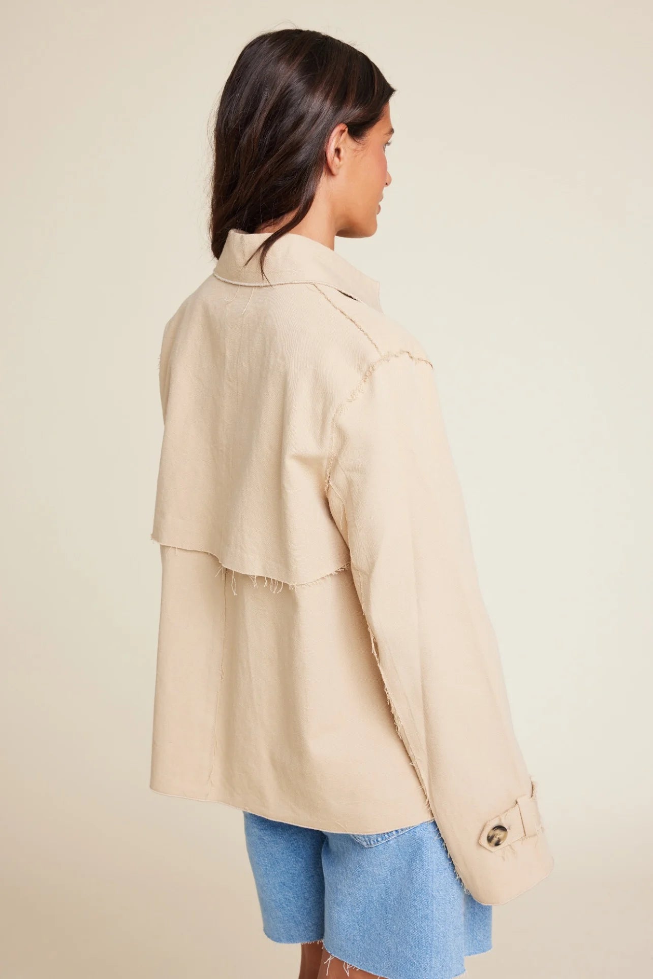 Robbie short trench