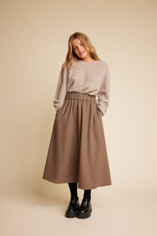 Skirt wool